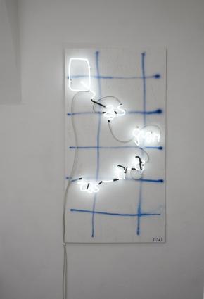 Q, neonobjekt, 100 x 60 cm, 2016